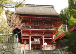 六所神社|まきやす・衣裳(ふりそで・袴・ウェディングなど)のレンタル(豊川・豊橋・岡崎）